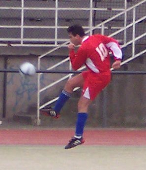 elyes03.jpg
